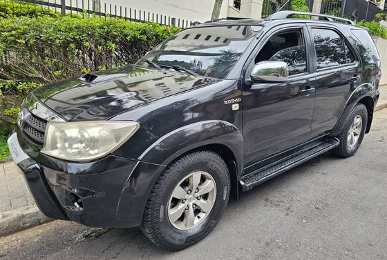 TOYOTA HILUX SW4 3.0 SRV 4X4 16V TURBO INTERCOOLER DIESEL 4P AUTOMÁTICO